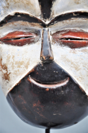 Decorative older face mask, GALOA, DR Congo, ca 1970