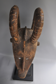Impressive large Fing Nyanga mask, Bobo, Mali, ca 1970