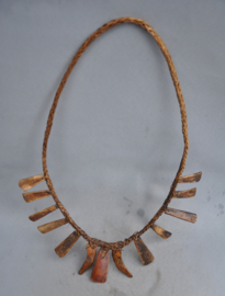 Necklace with animal bone parts v.e. karbau, Ifugao, late 20th century