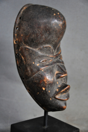 Aged passport mask of the DAN tribe, Liberia, approx. 1950