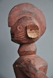 Expressive medium-sized statue, CHAMBA/MUMUYE spectrum, Nigeria
