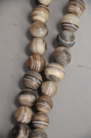 Halsketting van half edelstenen agaat kralen, Nepal, 21e eeuw