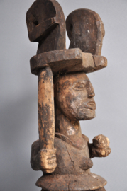 Decoratief IKENGA beeld , IGBO, Nigeria, 2e helft 20e eeuw