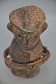 Ancient, intensively used AZANDE statue, D.R. Congo, 1920-40