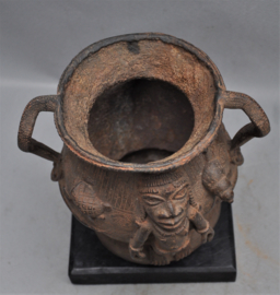 GREAT! Old, bronze IFE Jar, region Benin City, Nigeria, approx. 1950