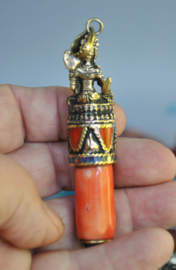 Lot Tibetaanse/Nepal sieraden, Nepal, 2e helft 20e eeuw ( lot 3)
