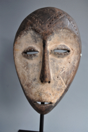 Ouder decoratief masker , LEGA, DR Congo, 1960-70