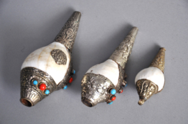 Lot of three SHANKA Tibetan shells, Nepal, 2nd half of the 20th century