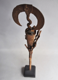 IJzeren ( fer noir) beschermingsfetish van de FON, Benin, 1e helft 20e eeuw