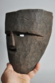 Shamaan masker met symbolen, Nepal, 2e helft 20e eeuw