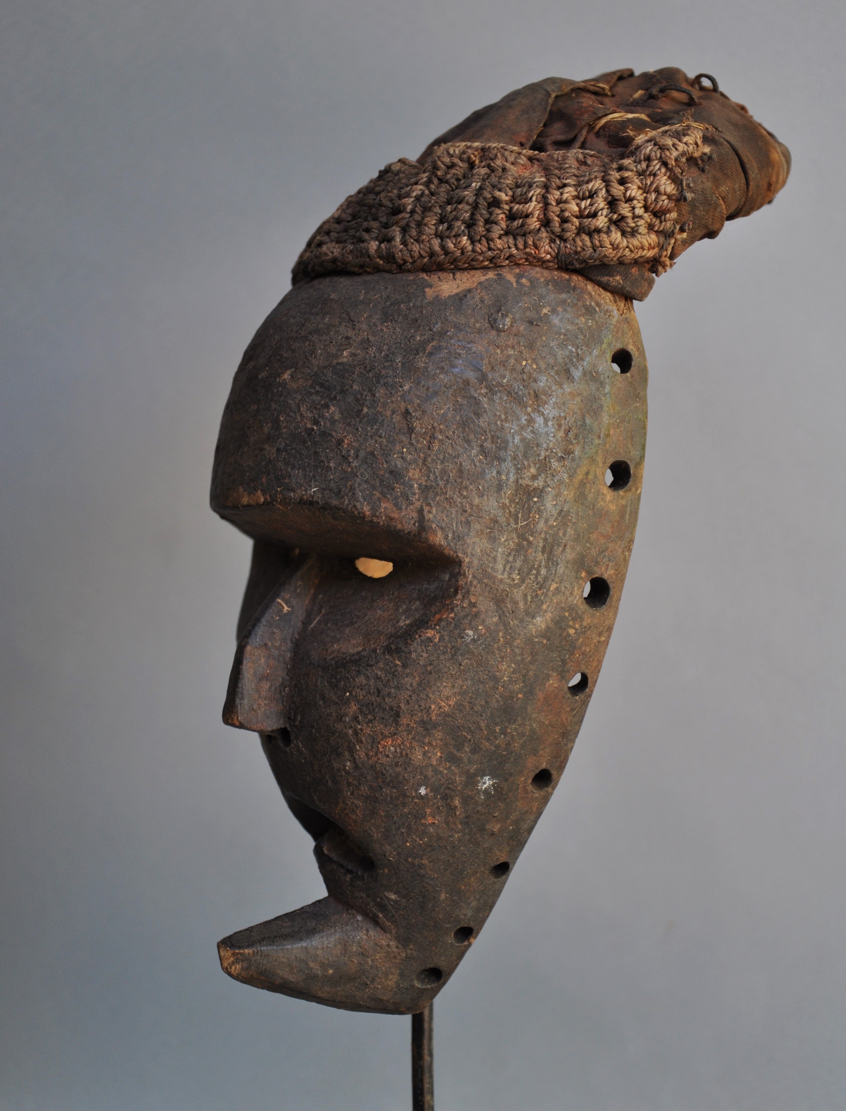 Katoyo colon masker, Chokwe, DR Congo, 1960-70