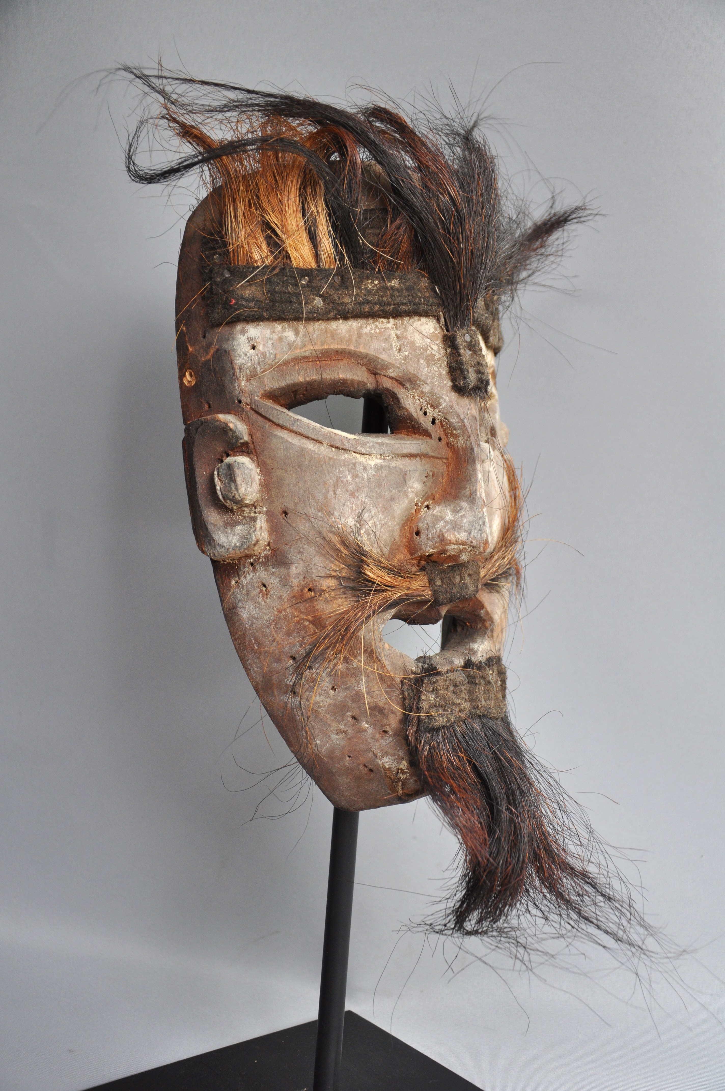 Vinnig indringend festival masker, Nepal, 2e helft 20e eeuw