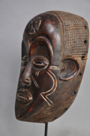 Beautiful sculpted CHOKWE facial mask, Angola, 2nd half 20th century