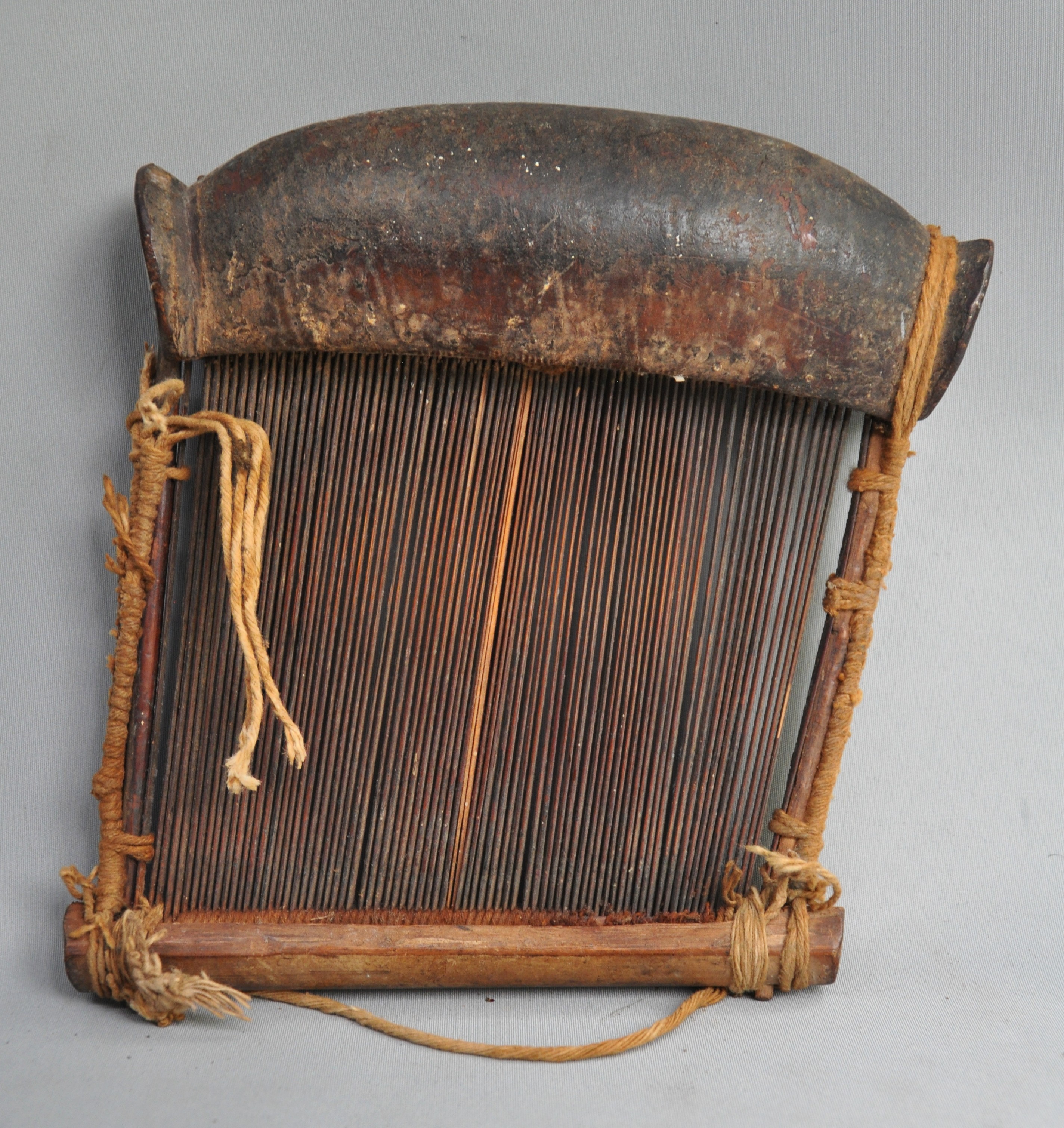 Oud weefbord van de BAULE, Ivoorkust, 1e helft 20e eeuw