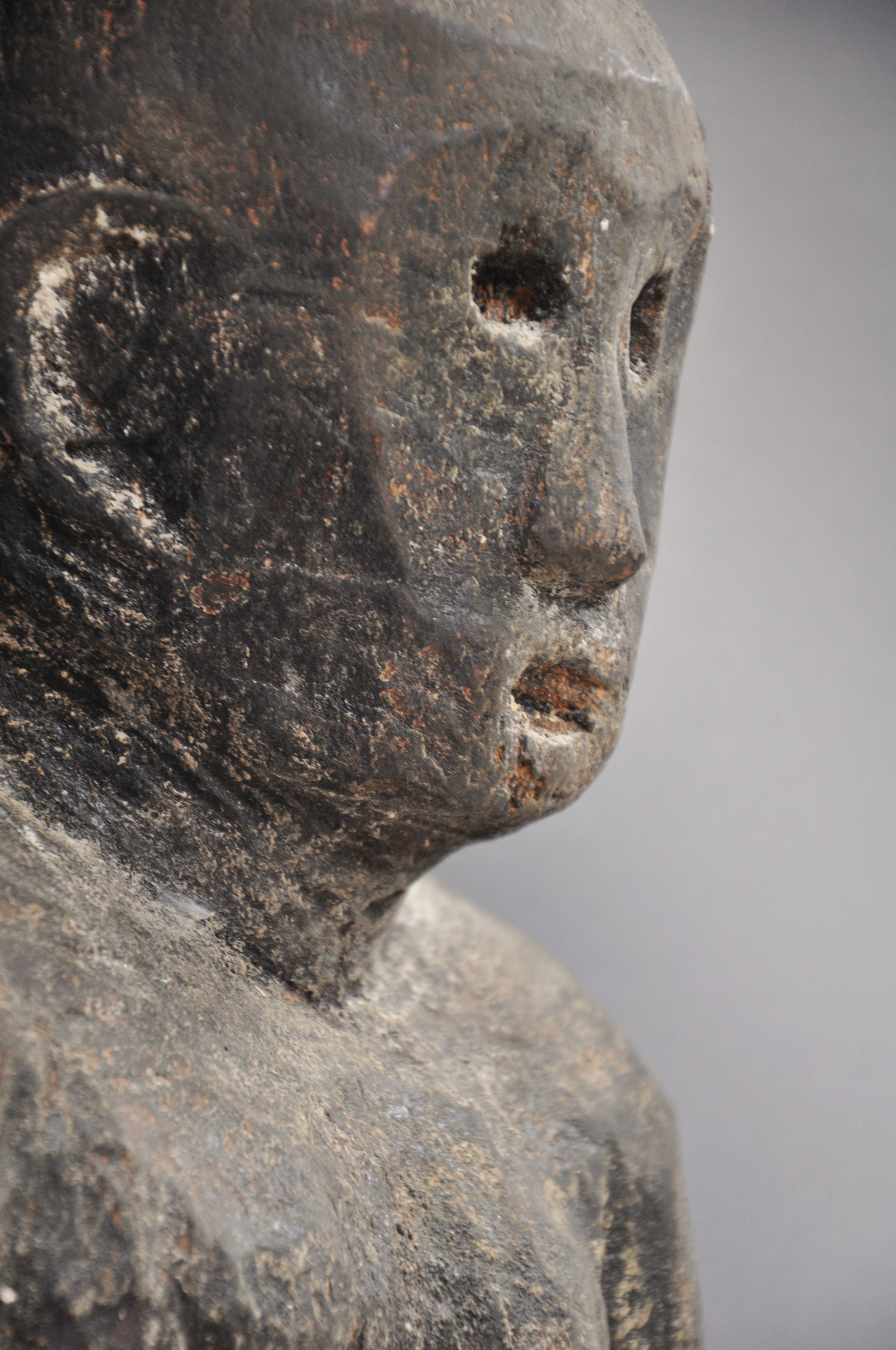 Groot Bulul materniteitsbeeld, Ifugao, Filippijnen, 2e helft 20e eeuw