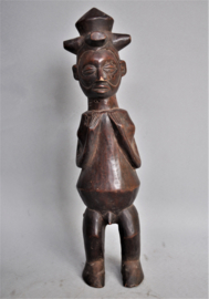 Medium sized statue of the YAKA, DR Congo, 1960-70