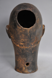 Large bronze head of King OBA, Ife, Benin City region, Nigeria, 21st century