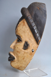 Expressief masker van de IBO, Nigeria, 2e helft 20e eeuw