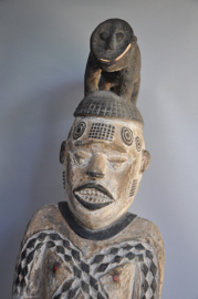 Mega groot janus beeld van de IBO, Nigeria, ca 1970