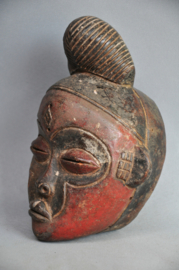 Terra cotta mask of the PUNU, Gabon, 21st century