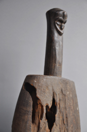 Houten slagbel van de FANG, Gabon, 2e helft 20e eeuw