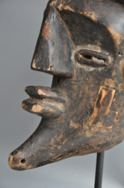 Ouder decoratief masker van de LWALWA, DR Congo, 1960-70