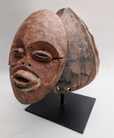 Mambila Janus Helmmasker: Een Alziende Beschermer uit de Suaga-Traditie