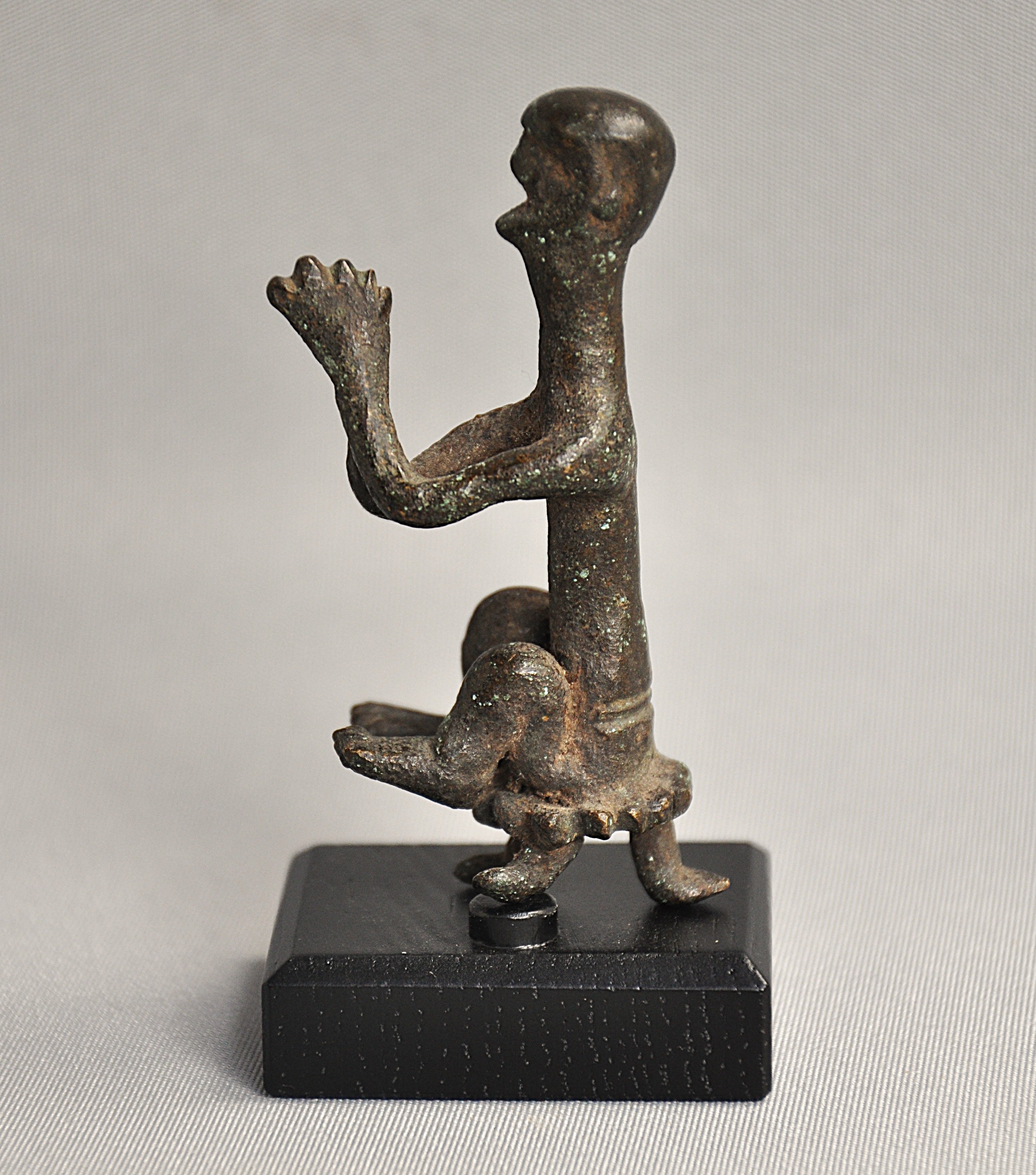 Klein bronzen begroetings beeldje, Jajarkot, Nepal