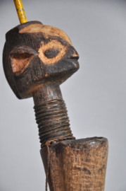 Top en zeldzaam! Oude chief pijp, Mbanza + rammelaar, DR Congo, 1920-30