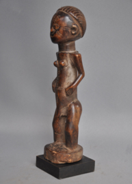 Ancestor statue, BEMBE spectrum, DR Congo, ca 1980