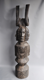Zéér groot tribaal beeld van de ISHA stam, Nigeria, 1970-80