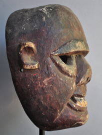 Oud festival masker uit het Westen van Nepal, 1960-70