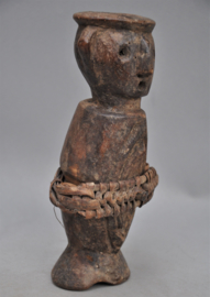 Ancient, intensively used AZANDE statue, D.R. Congo, 1920-40