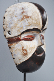 Decorative older face mask, GALOA, DR Congo, ca 1970