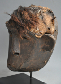 Tribally used monkey mask, MAKUA, Mozambique, 1960-70