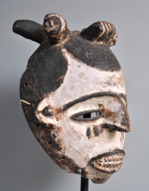 Tribally used face mask, IGBO, Nigeria, 1970-80