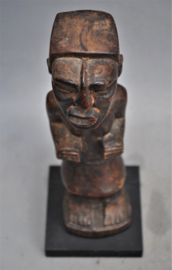 Uiterst zeldzaam tribaal voorouderbeeld, MPUTU, DR Congo, 1920-30