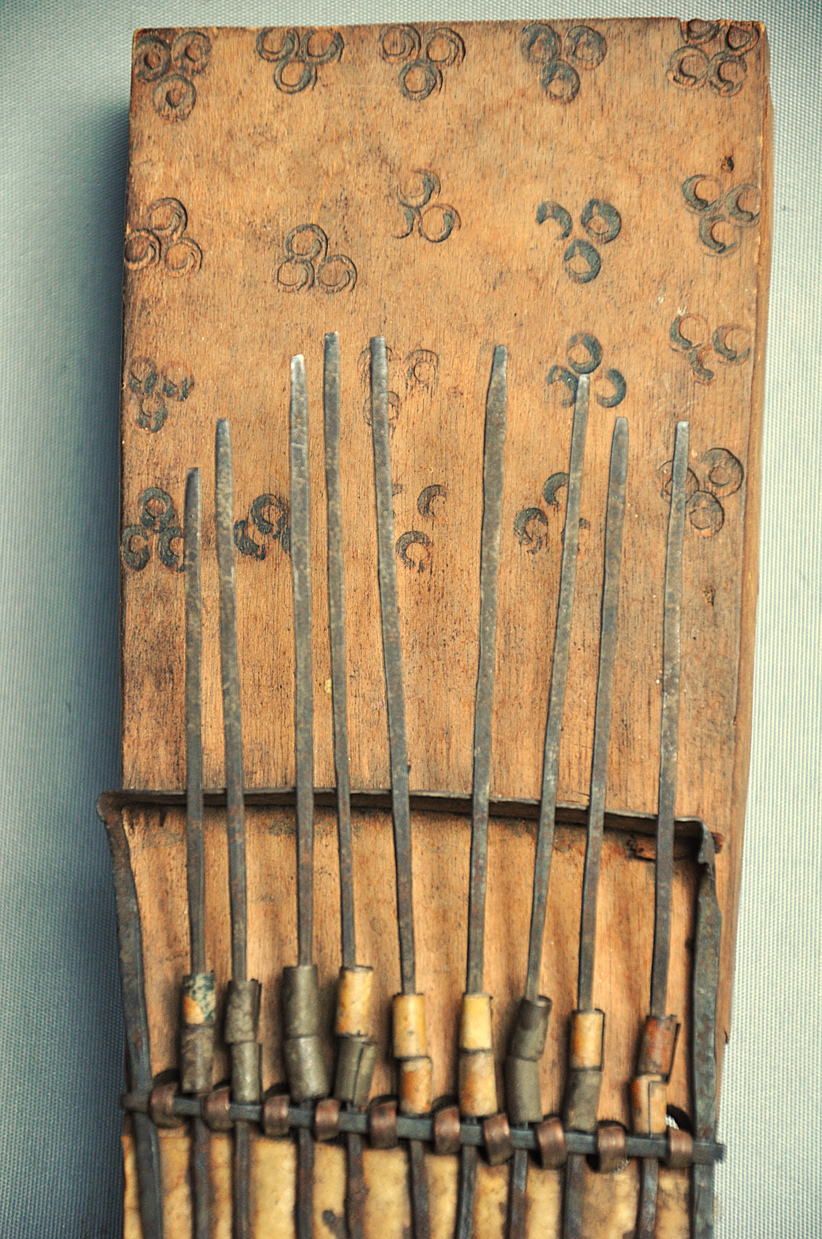 Oudere SANZA, duimpiano, DR Congo, 1940-50