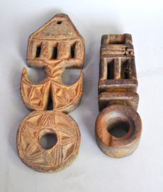 Lot of 2 churn stick holders, ghurras - Nepal - (lot no. 2)