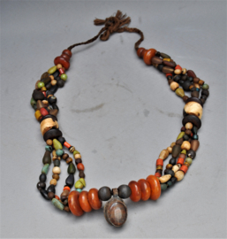 Ethnic Tibetan necklace, Nepal, 21st century (code B7)