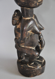 Old medium sized maternity statue of the YORUBA, Nigeria, ca 1950