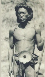 Fikum, parelmoer taille ornament, Ifugao, midden 20e eeuw