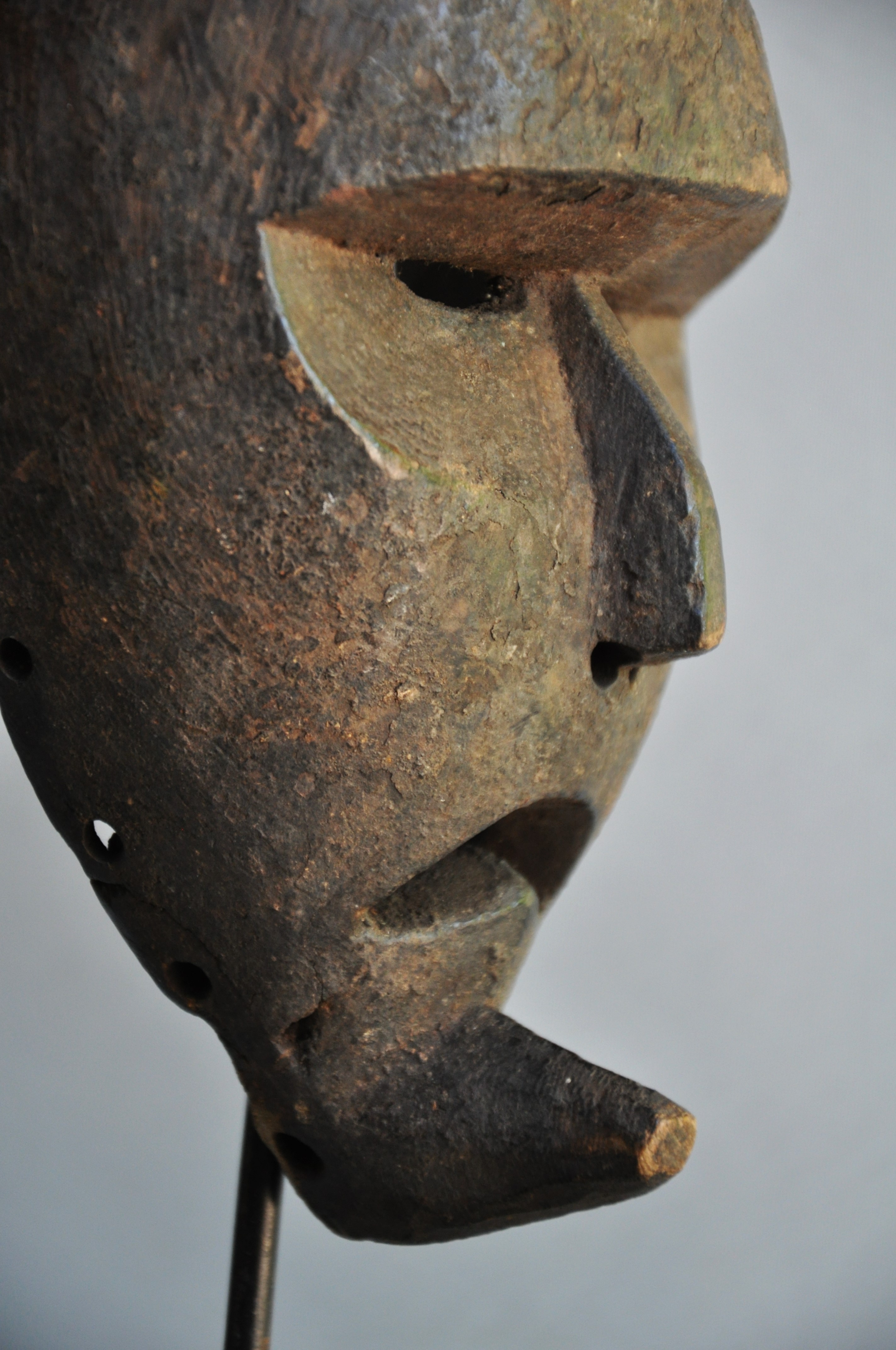 Katoyo colon masker, Chokwe, DR Congo, 1960-70
