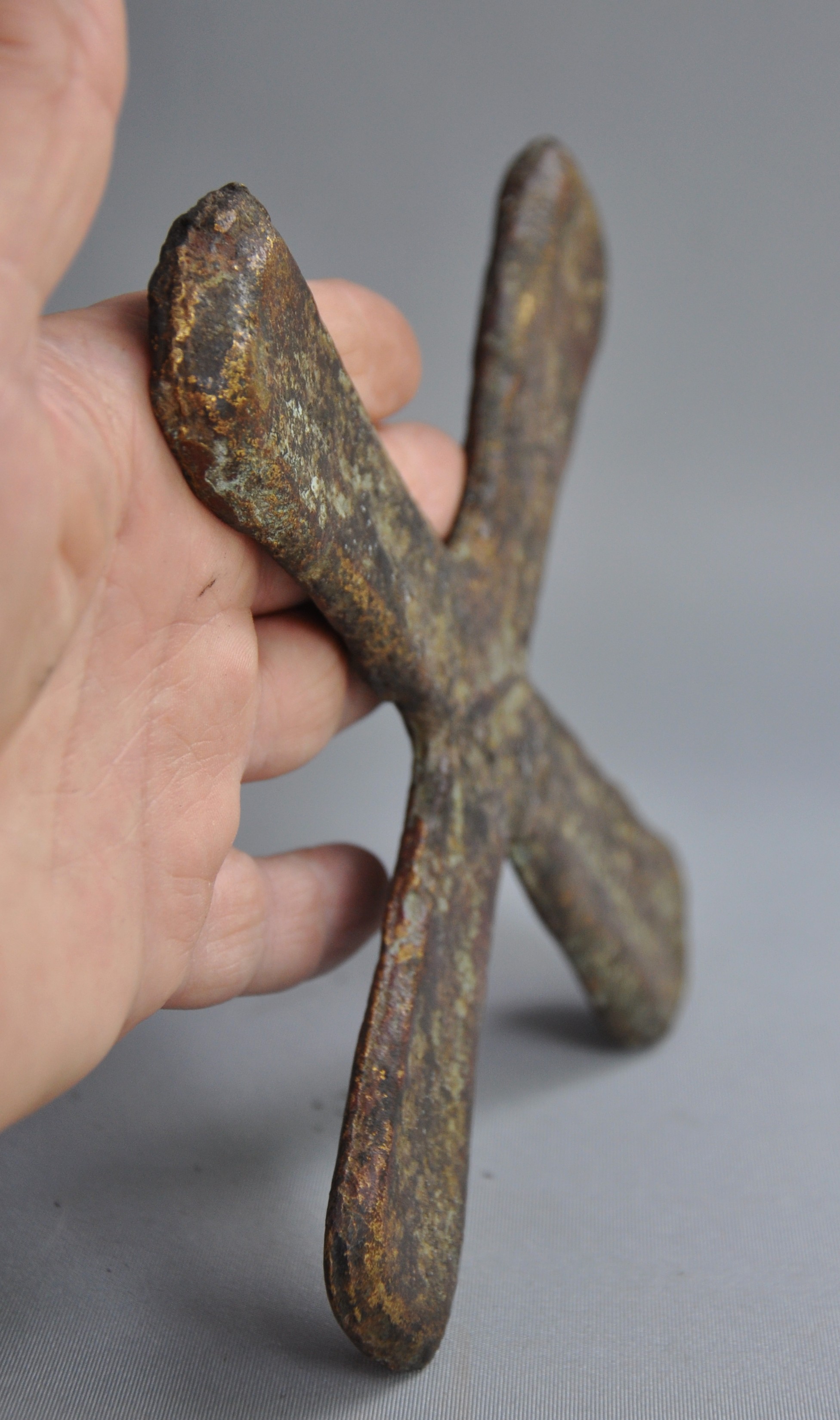 KATANGA CROSS, oud Congolees betaalmiddel van koper, DR Congo,