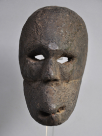 Klein jhakri/shamaan maskertje, Magar district, Nepal, 1960-1970