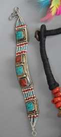 Tibetaanse/Nepal sieraden, Nepal, 2e helft 20e eeuw, (lot nr 6)