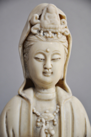 Beautiful Kwan Yin statue of "blanc de Chine" porcelain