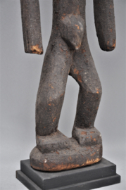 Older ancestor statue of the MUMUYE, Nigeria, 1960-70
