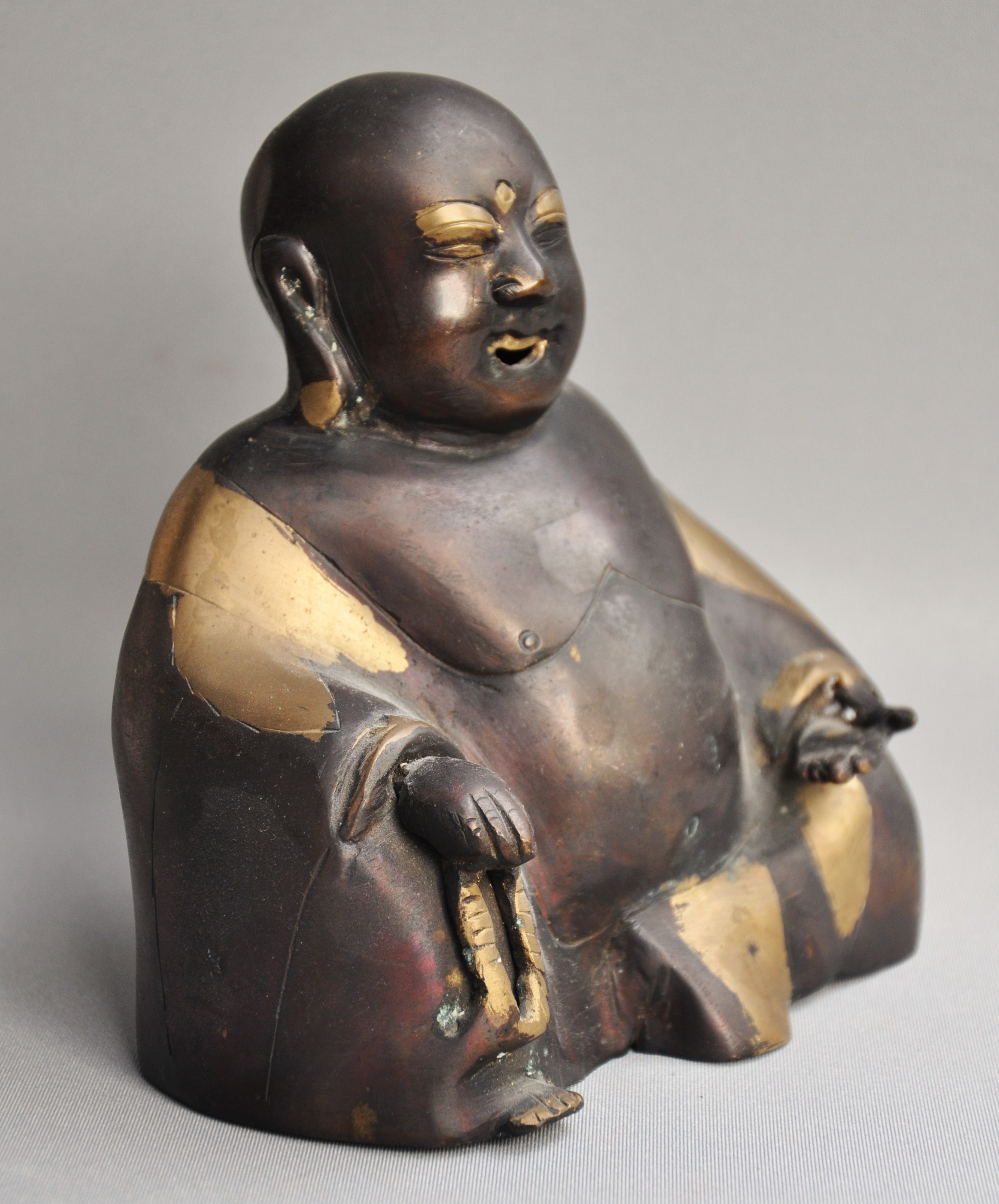 Bronzen Chinees geluksbeeld, 2e helft 20e eeuw