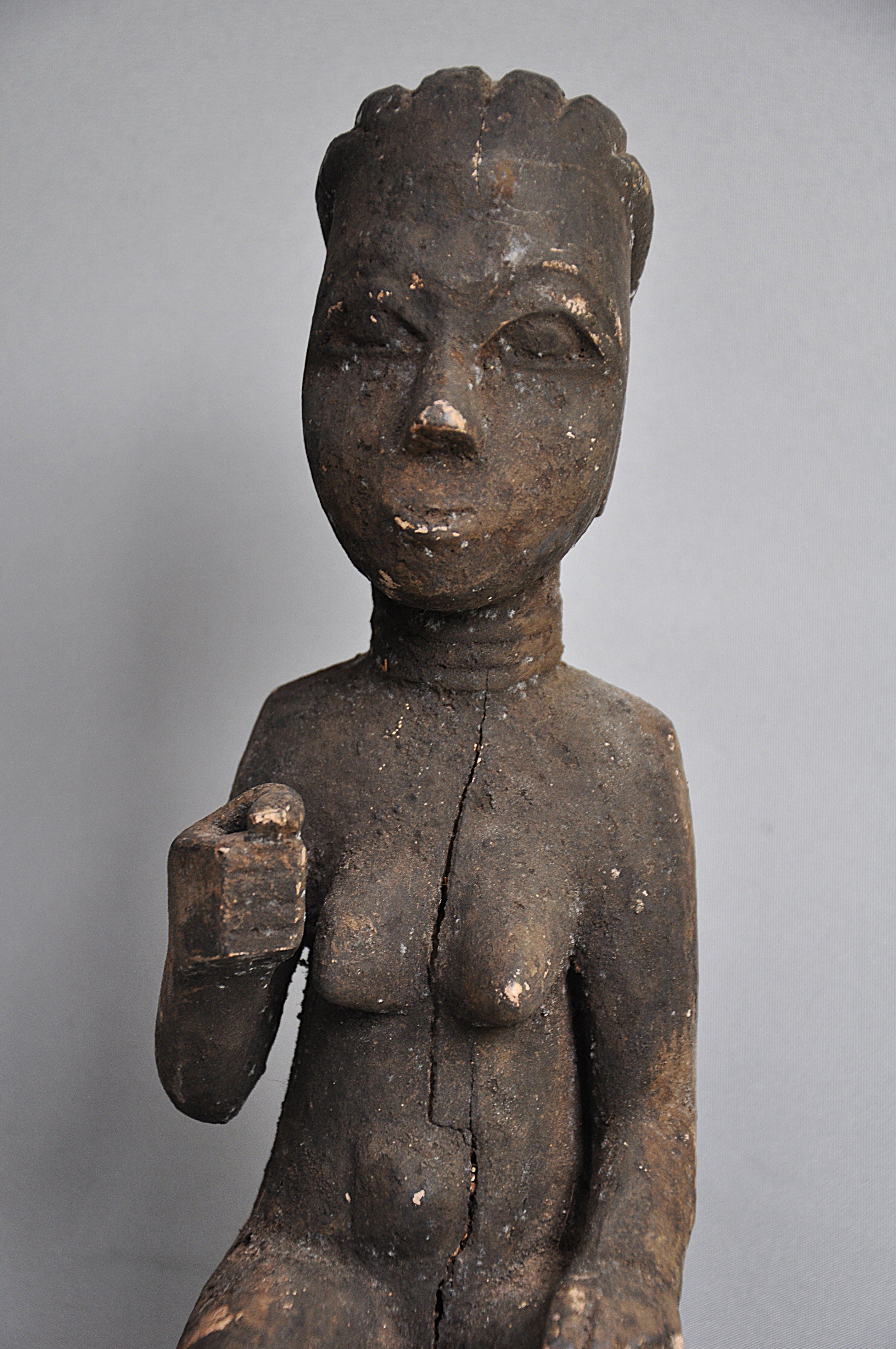 Vrouwelijk houten beeld, Akan, Ghana, ca 1960